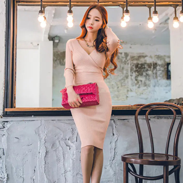 Sexy long sleeve knitted dress